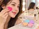 Esponjas corazón multicolor en uso-3.webp