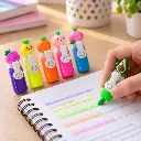 Seis mini resaltadores en uso-2.webp